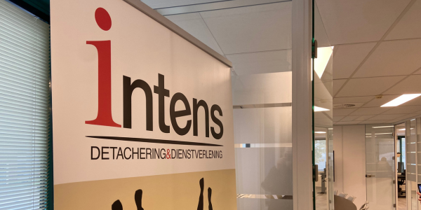 Nieuwe stap voor Intens: vanaf nu ook uitzenden in de zorg